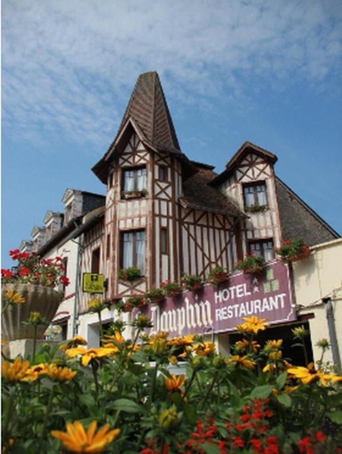 Logis Hotel Et Restaurant Du Dauphin Sées Exteriör bild
